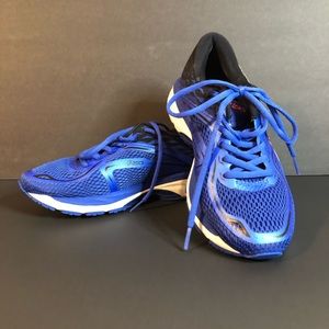 ASICS gel-Kayano running shoes sz 7